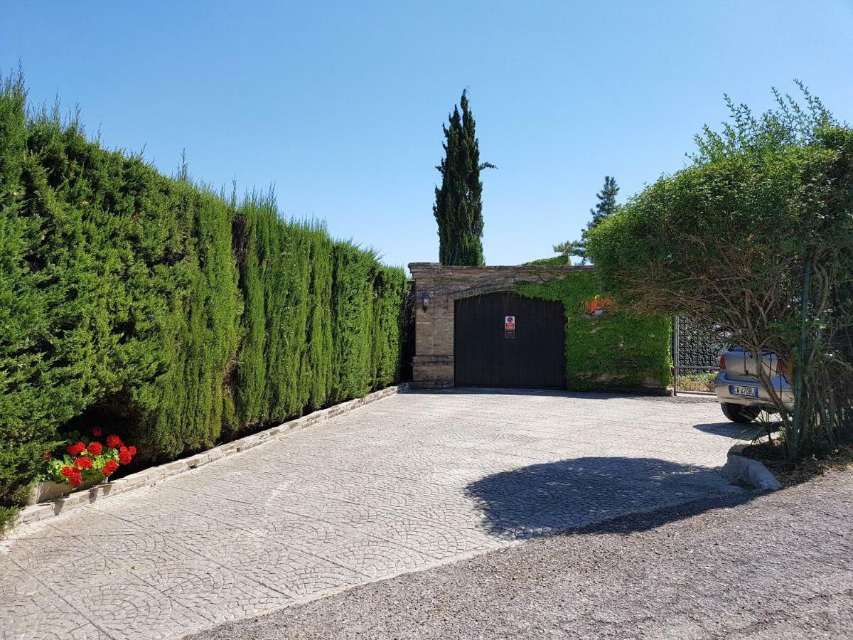 Villa Vittoria Citta Sant'Angelo Ngoại thất bức ảnh